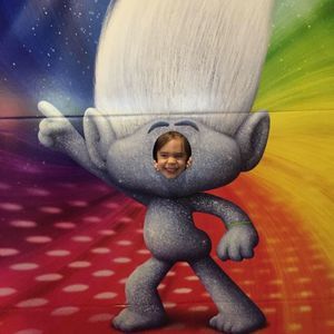 Meet your Posher, Lisa